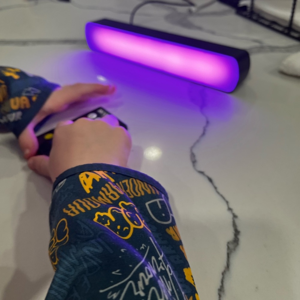 Vibe e-ssential Multicolor LED Light Bar With Remote Control battery included